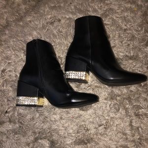 Black heeled Holiday ankle boots size 8